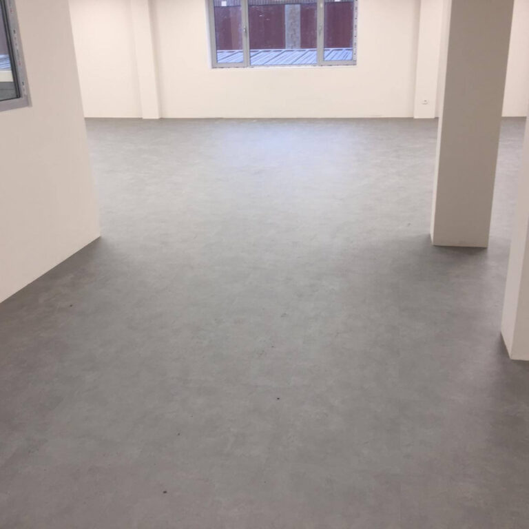 Allura dryback stone LVT 62523 Concrete Grigo trakya dokum ofis 1 2026