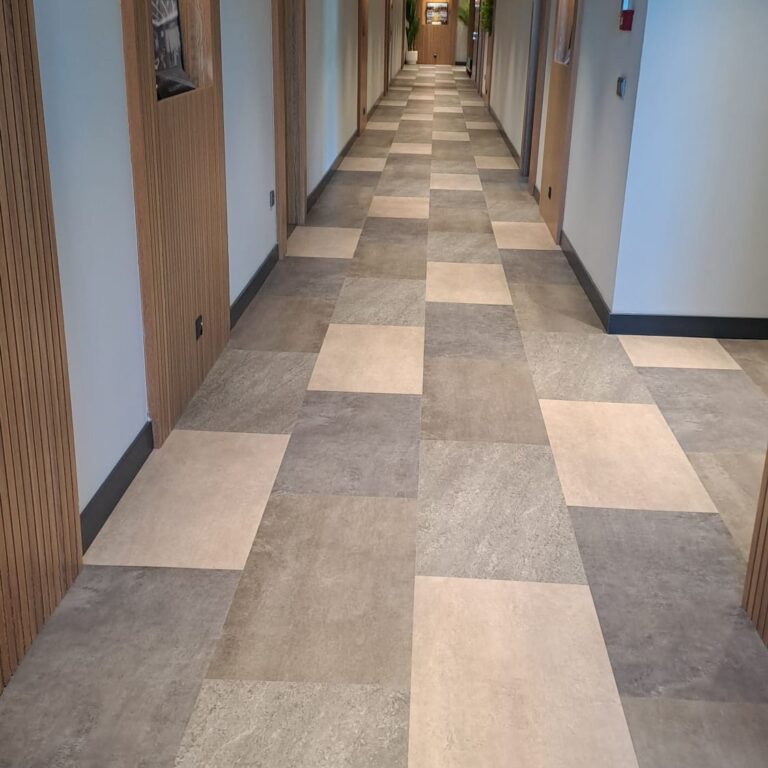 Gurcistan Rustavi Ofis lvt vinil zemin kaplama mod tasarim 12 2026