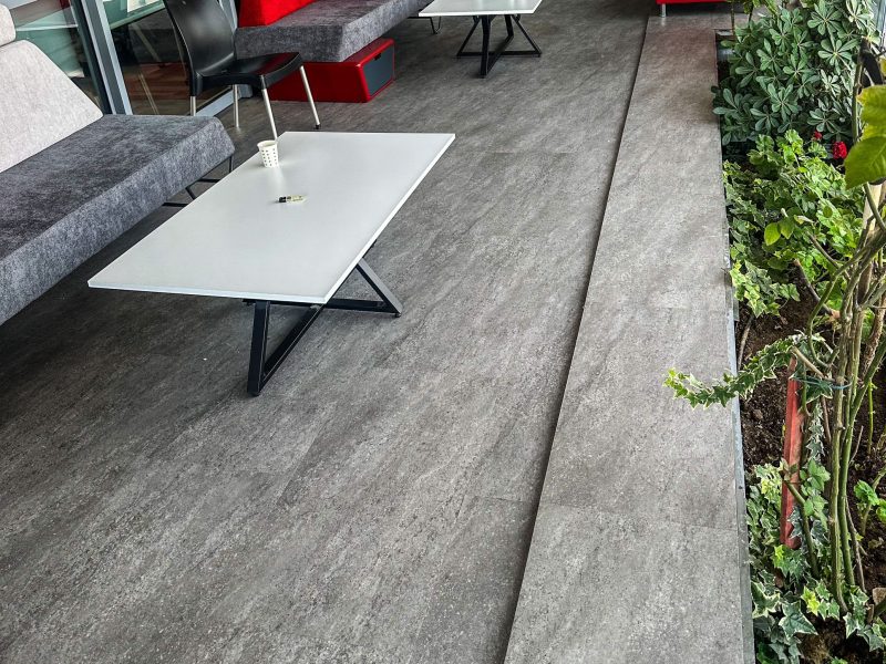 AZM Pearl ECO Dryback LVT Zemin Kaplama – Glue Down (Yapıştırma) 41 AZM Pearl ECO vinil LVT Zemin Kaplama - tas mermer desenli (7)