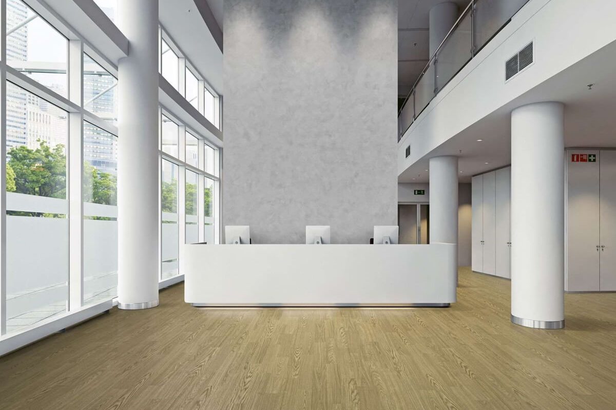 Altro Wood Adhesive Free Heterojen PVC Zemin Kaplama 4 Resepsiyon Altro Wood adhesive free yapıştırıcıya ihtiyaç olmayan heterojen PVC zemin döşeme