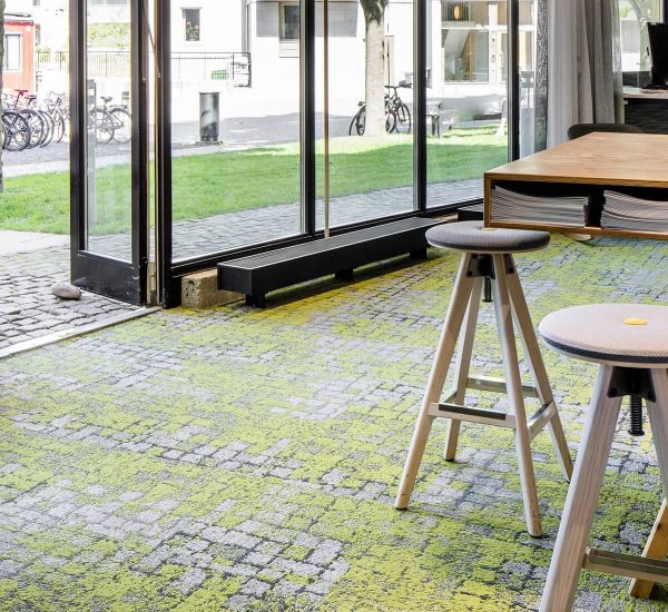 Karo Halı LVT PVC SPC Linolyum Yükseltmiş Döşeme Paspas | Anıl Zemin 18 Showroom_print015.interface.presentation. İnterface Human Connections Karo Halı