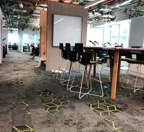 Karo Halı LVT PVC SPC Linolyum Yükseltmiş Döşeme Paspas | Anıl Zemin 31 One Raffles Quay office