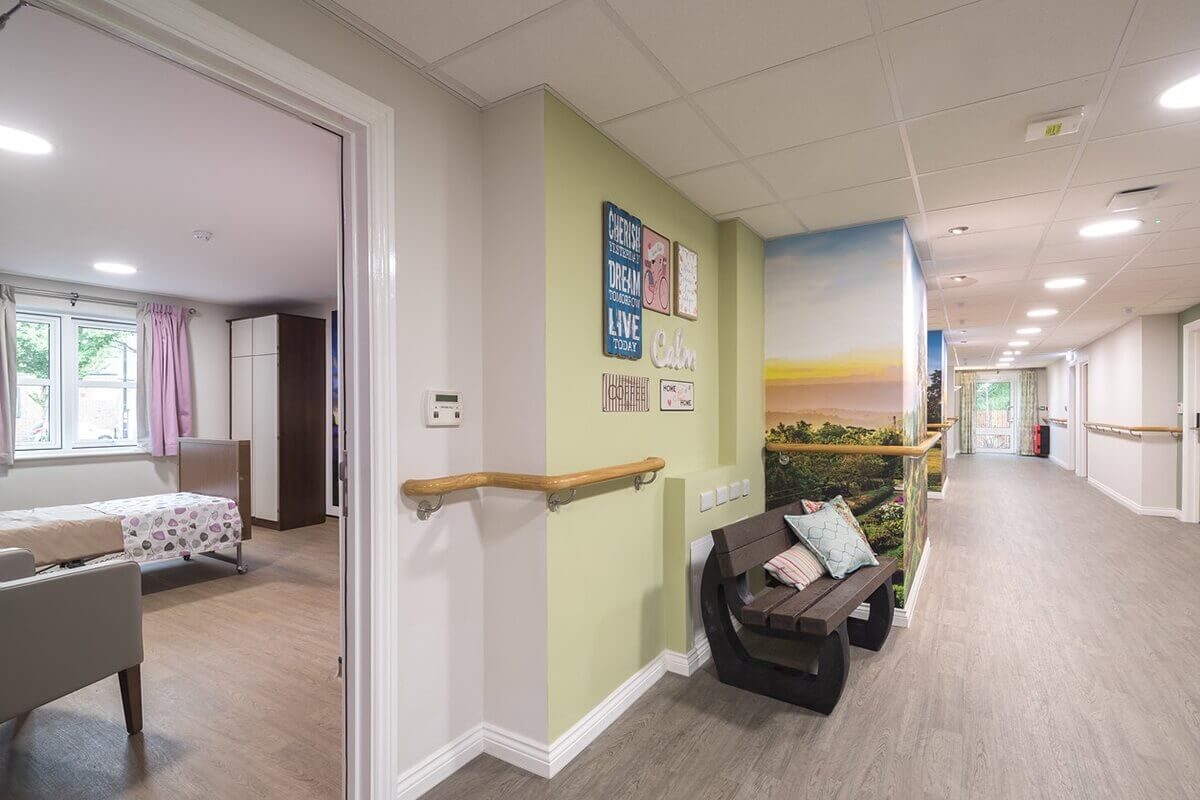 Altro Wood Heterojen PVC Zemin Kaplama 9 Anıl Zemin Willowbrook care homes altro Wood heterojen vinil pvc