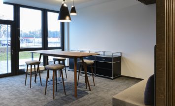 Almanya finans ofisi Tessera inline 870 karo halı