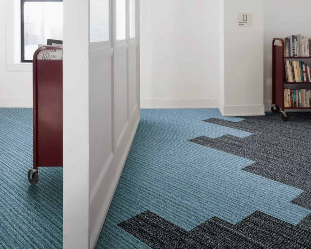 Interface World Woven Collection (WW860 - WW865 - WW870 - WW880 - WW890 -WW895) Plank Halı 13 inteerface ww870_blackweft_ww865_lochwarp