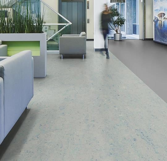Marmoleum Splash Linolyum Zemin Kaplama 3 gri doğal yer döşeme