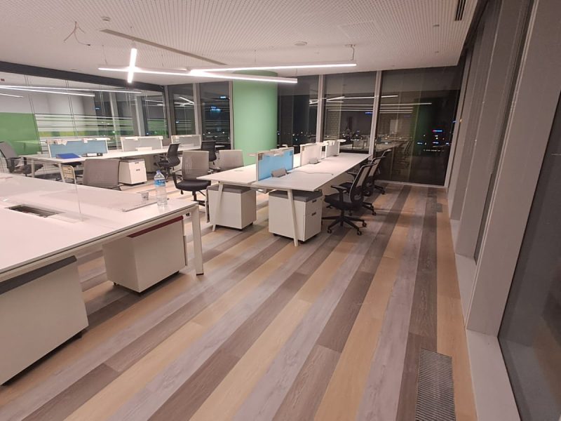 AZM Pearl ECO Dryback LVT Zemin Kaplama – Glue Down (Yapıştırma) 46 medicana ataşehir azm pearl eco lvt ofis vinil zemin kaplama 451065-28-33-10 (8)