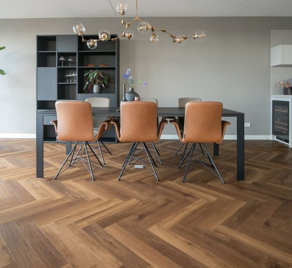 Karo Halı LVT PVC SPC Linolyum Yükseltmiş Döşeme Paspas | Anıl Zemin 35 mflor Parva Broad Leaf 40813 hollanda haarlem konut lvt vinil8