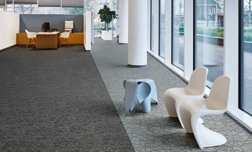 siyah ve gri karo halı - forbo flooring