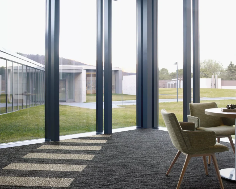 Interface World Woven Collection (WW860 - WW865 - WW870 - WW880 - WW890 -WW895) Plank Halı 72 ww880_blackloom_ww890_raffiadobby interface karo halı