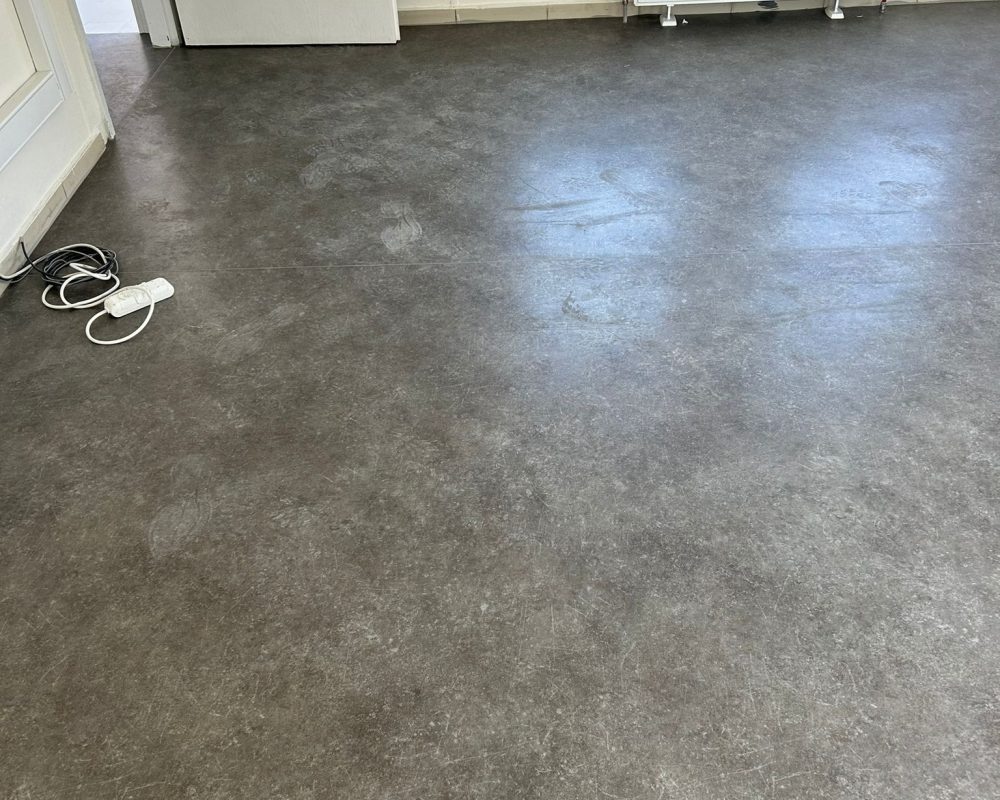 xtreme zinc 797m pvc zemin döseme1